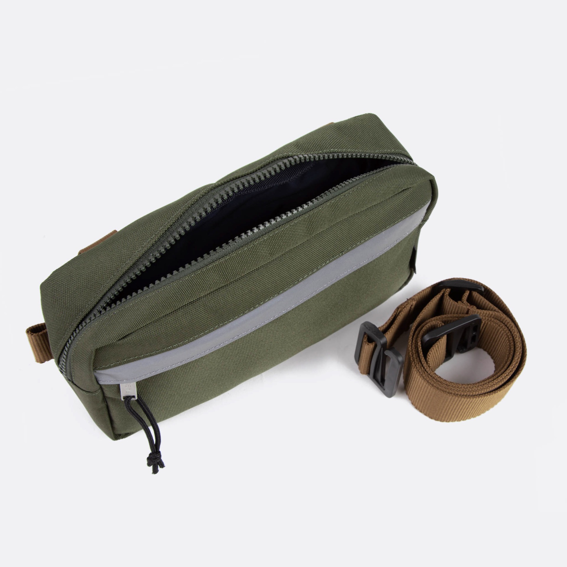 Sac à dos kaki végan en polyester recyclé - modèle Level up