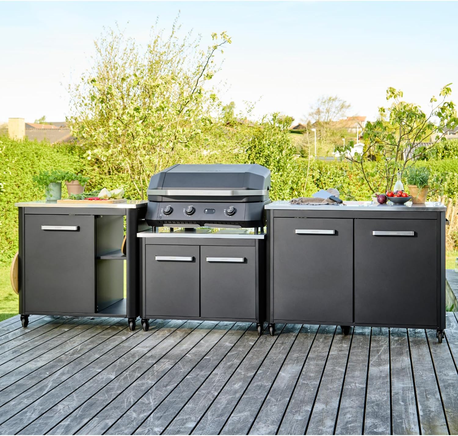 Cozze® G-800 COMBO Plancha-Grill – 3-Brenner Gasgrill mit Grillplatte – 50 mbar – Outdoor Grill mit 9,5 kW Leistung & digitalem Thermometer – inkl. Druckregler & Warmhalterost