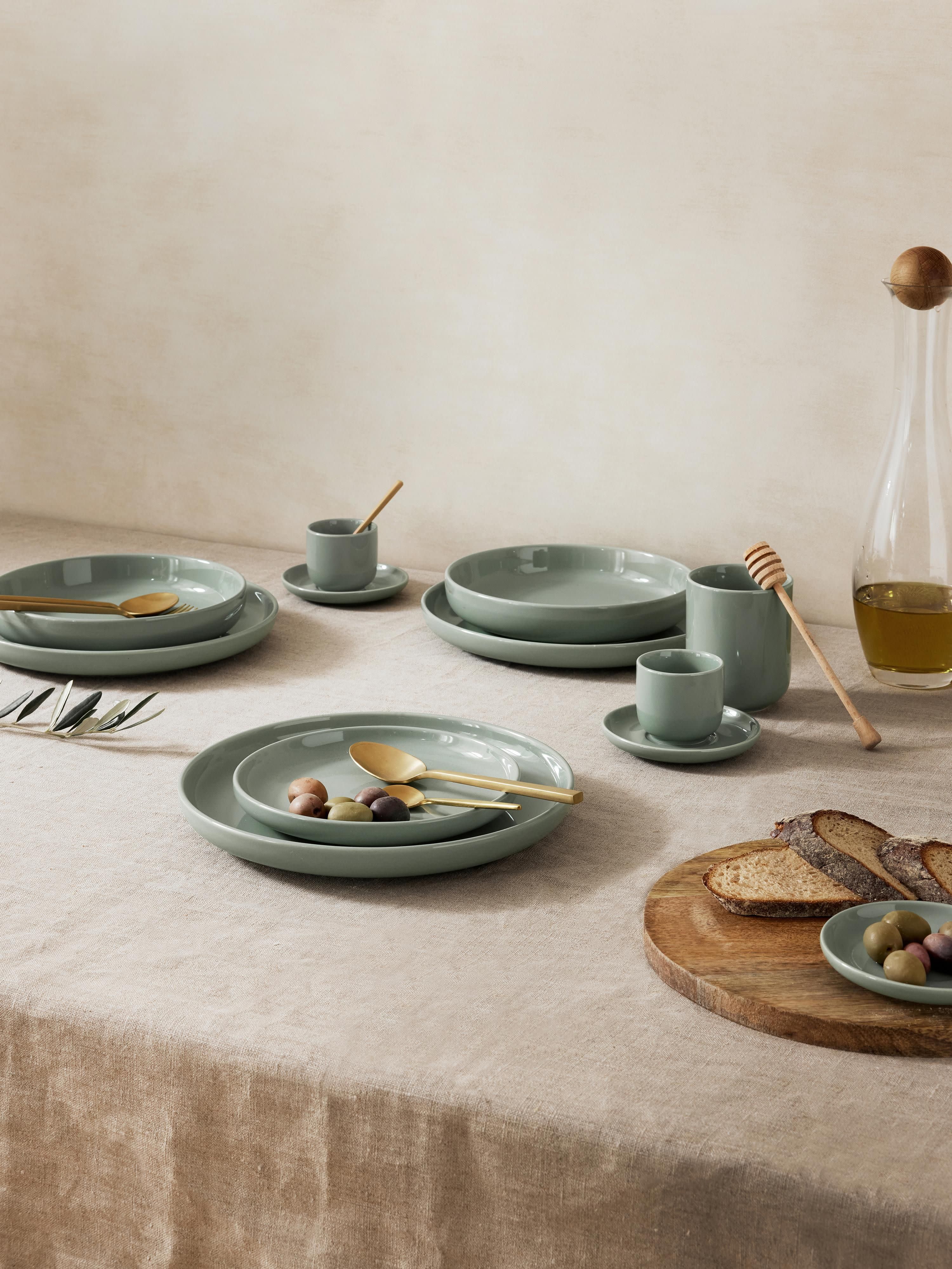 Porseleinen espressokopjes Nessa met schotels, 4 stuks