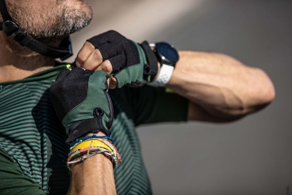 Rogelli Essential Cykelhandsker, Black/Army Green