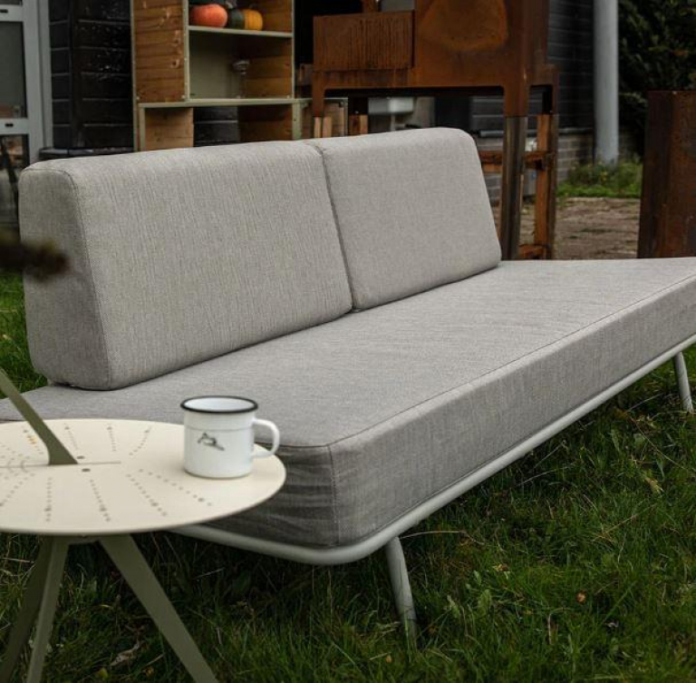Weltevree Sofabed slaapbank loungebank faded orange