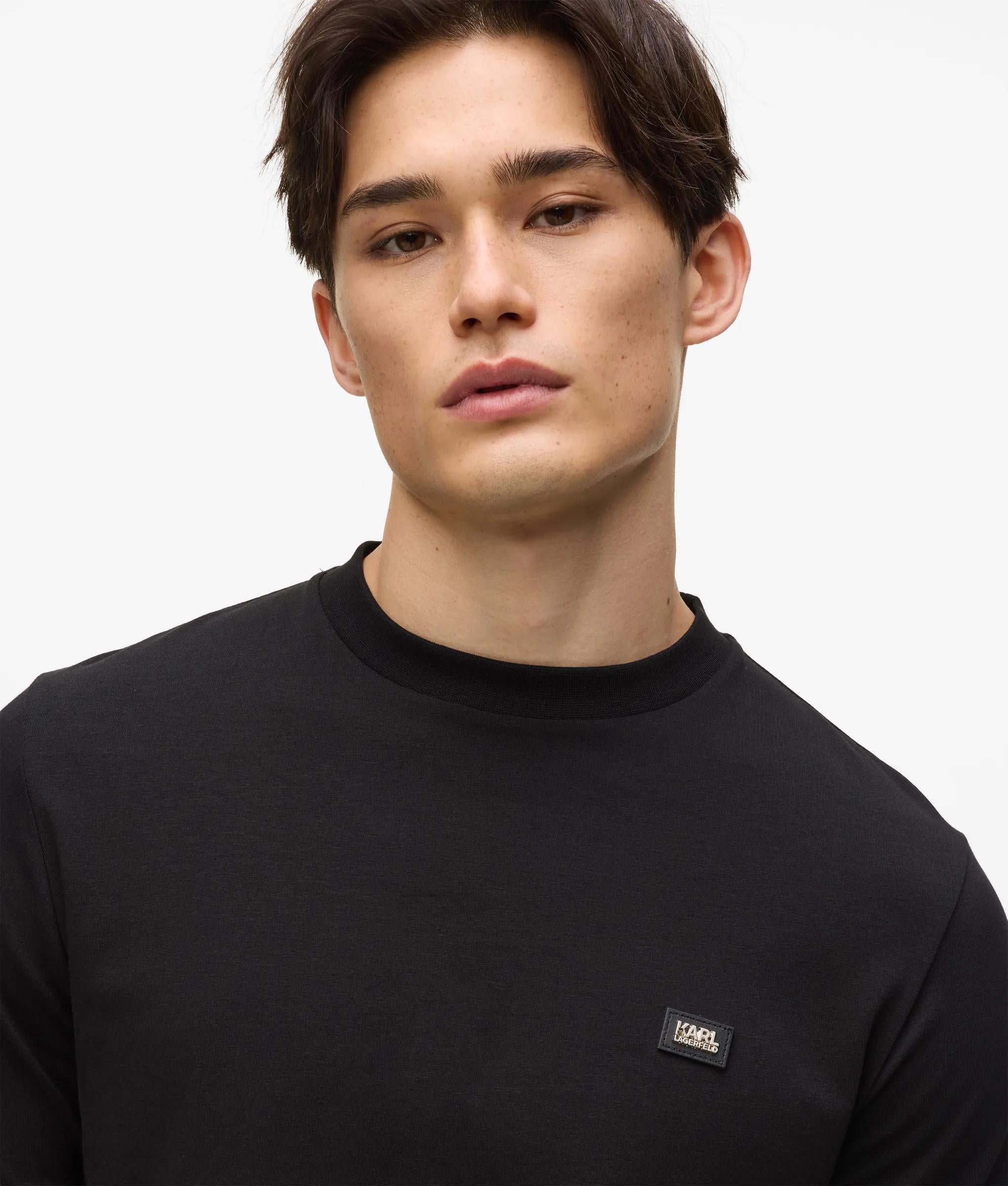 T-shirt met logopatch