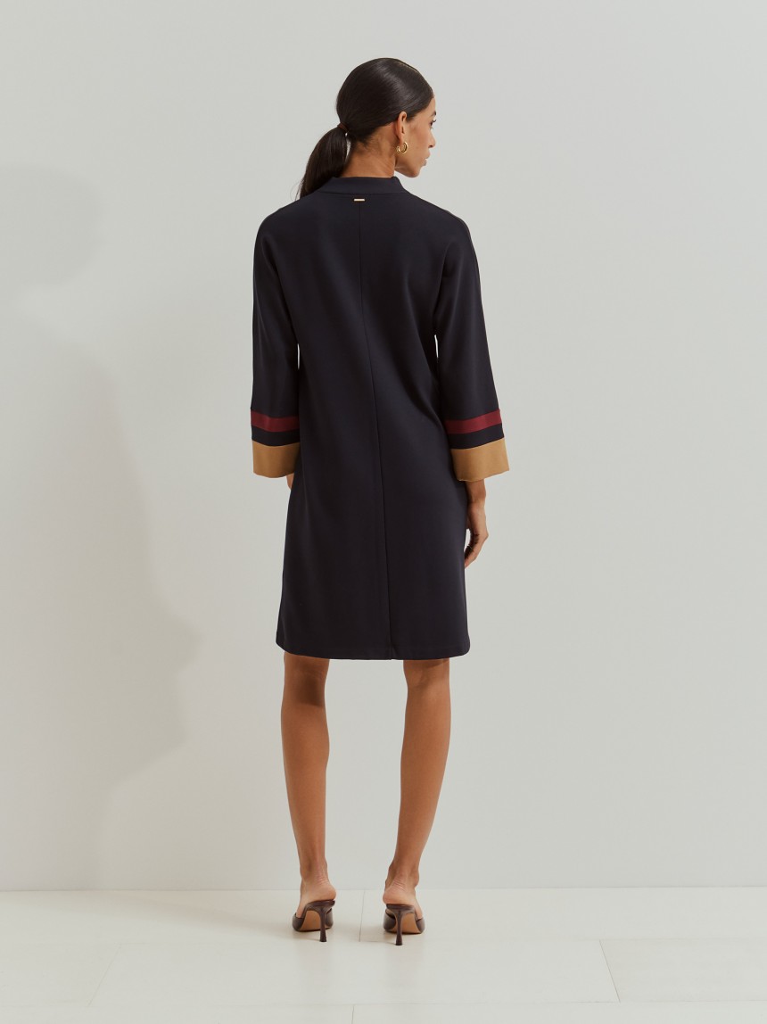 Vestido de malha curto