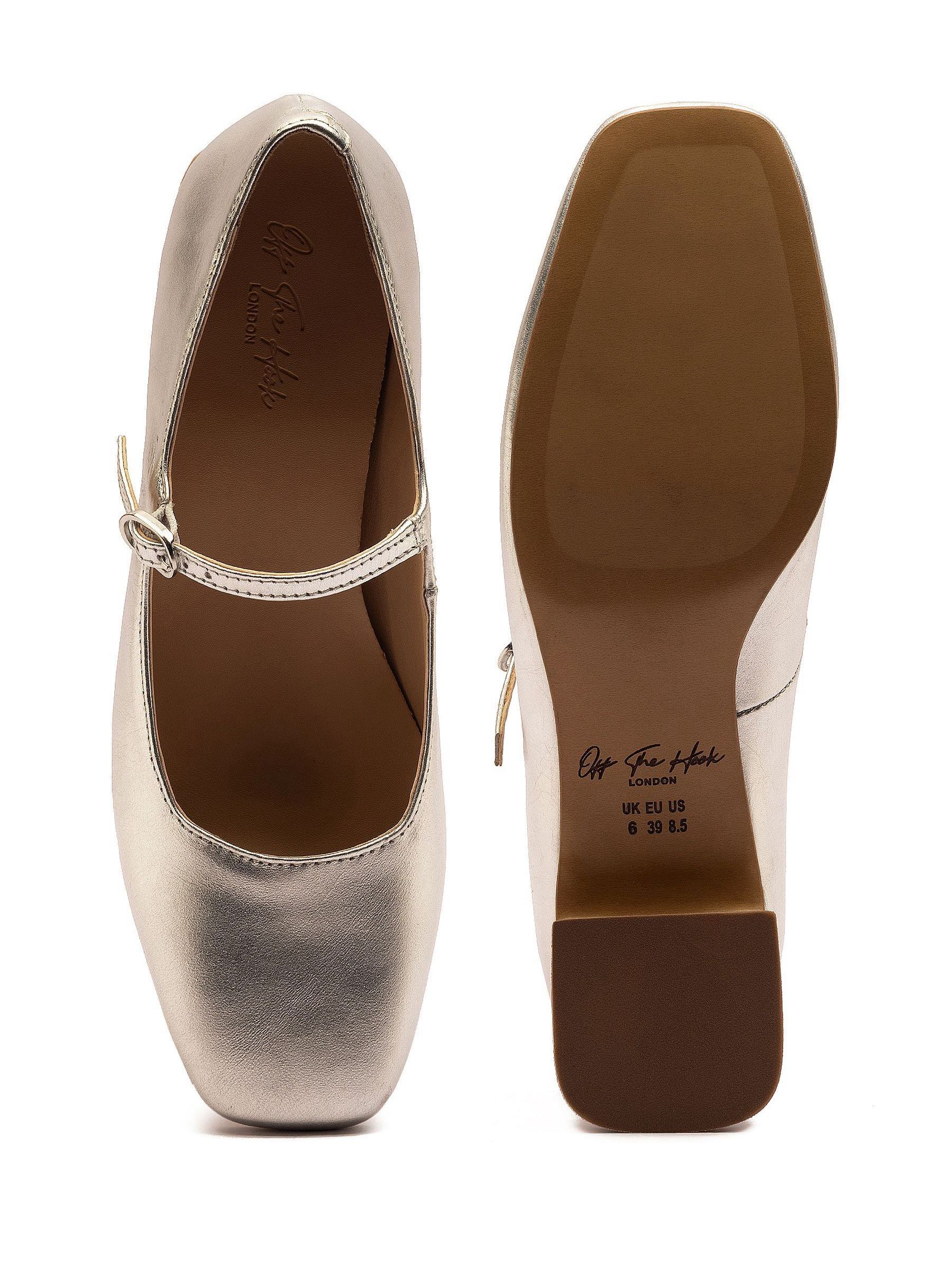 Zilver - Off The Hook Piccadilly Square Toe Mary Jane Ballet Shoes