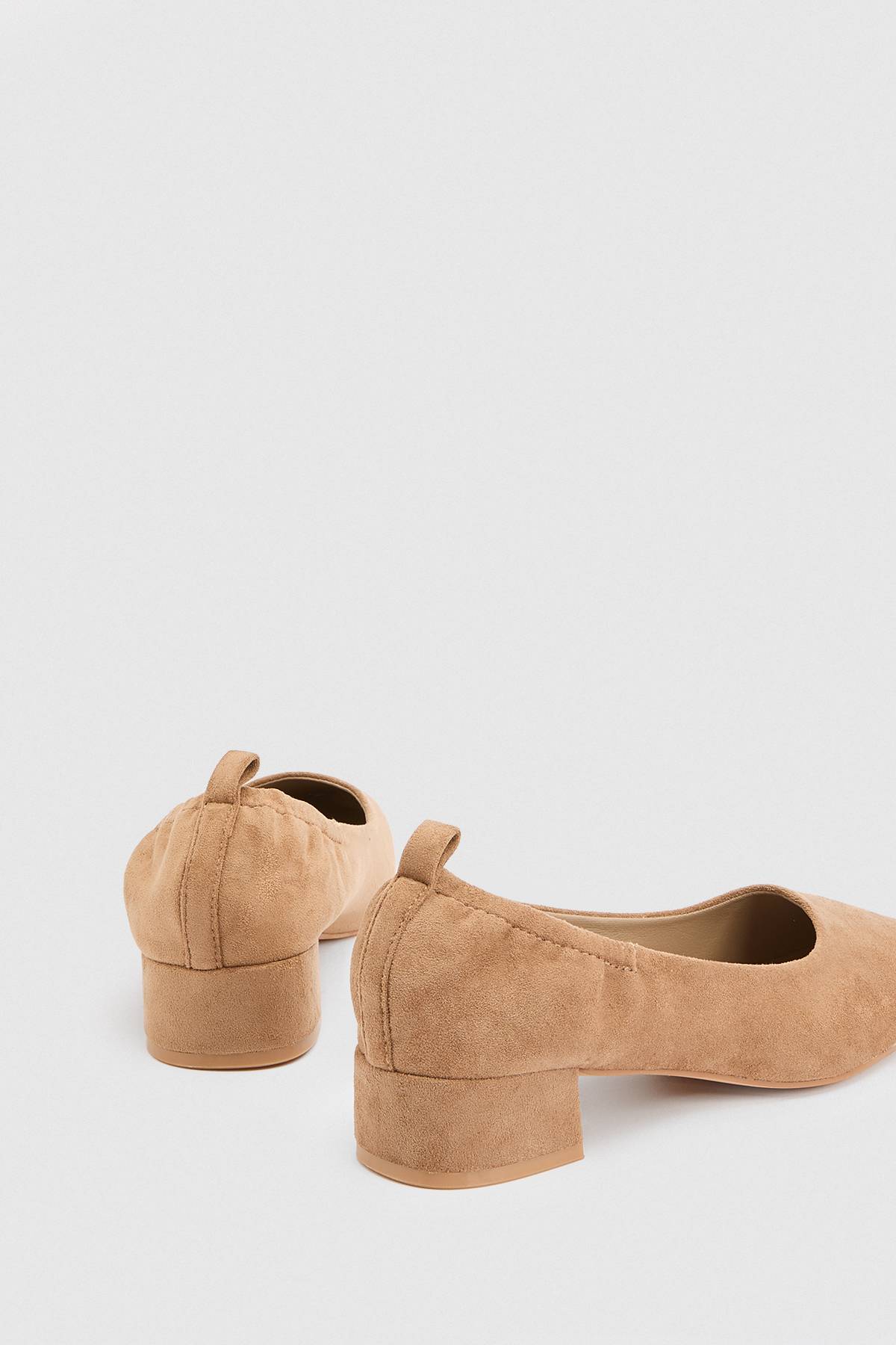 Wallis Ballerines Layla À Talon Bloc Bas En Synthétique Avec Dos Élastiqué