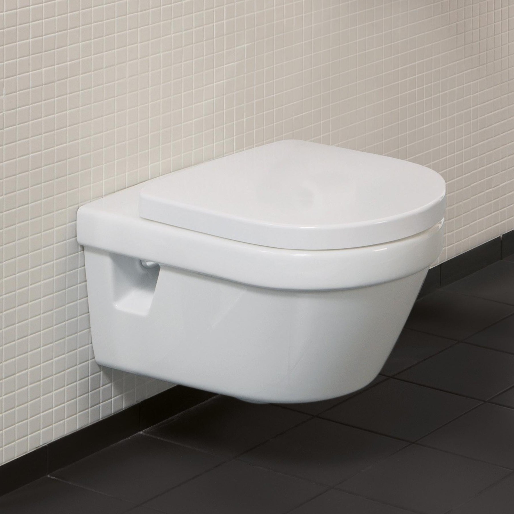 Villeroy & Boch Architectura toilet CeramicPlus ovaal met softclose zitting wit glans