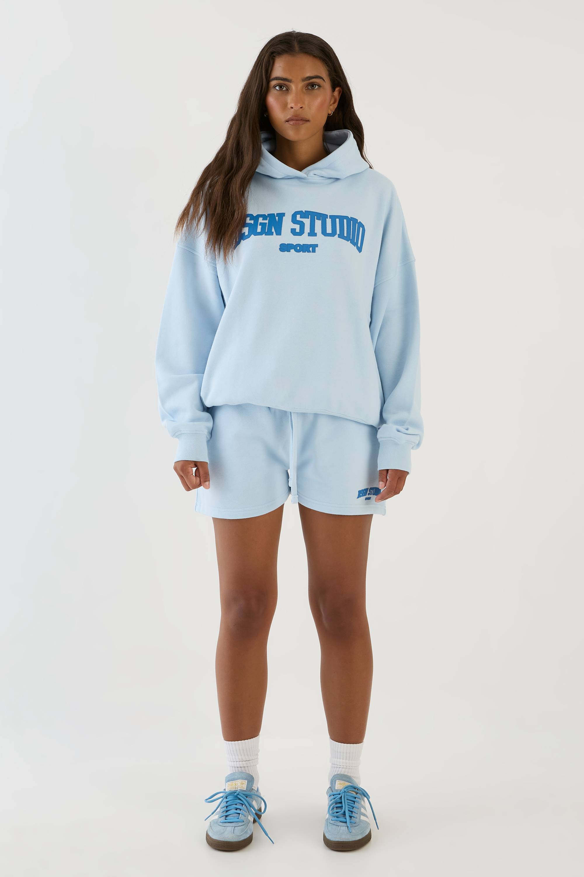 Ensemble De Survêtement Court À Casynthétiqueche Collegiate Dsgn Studio