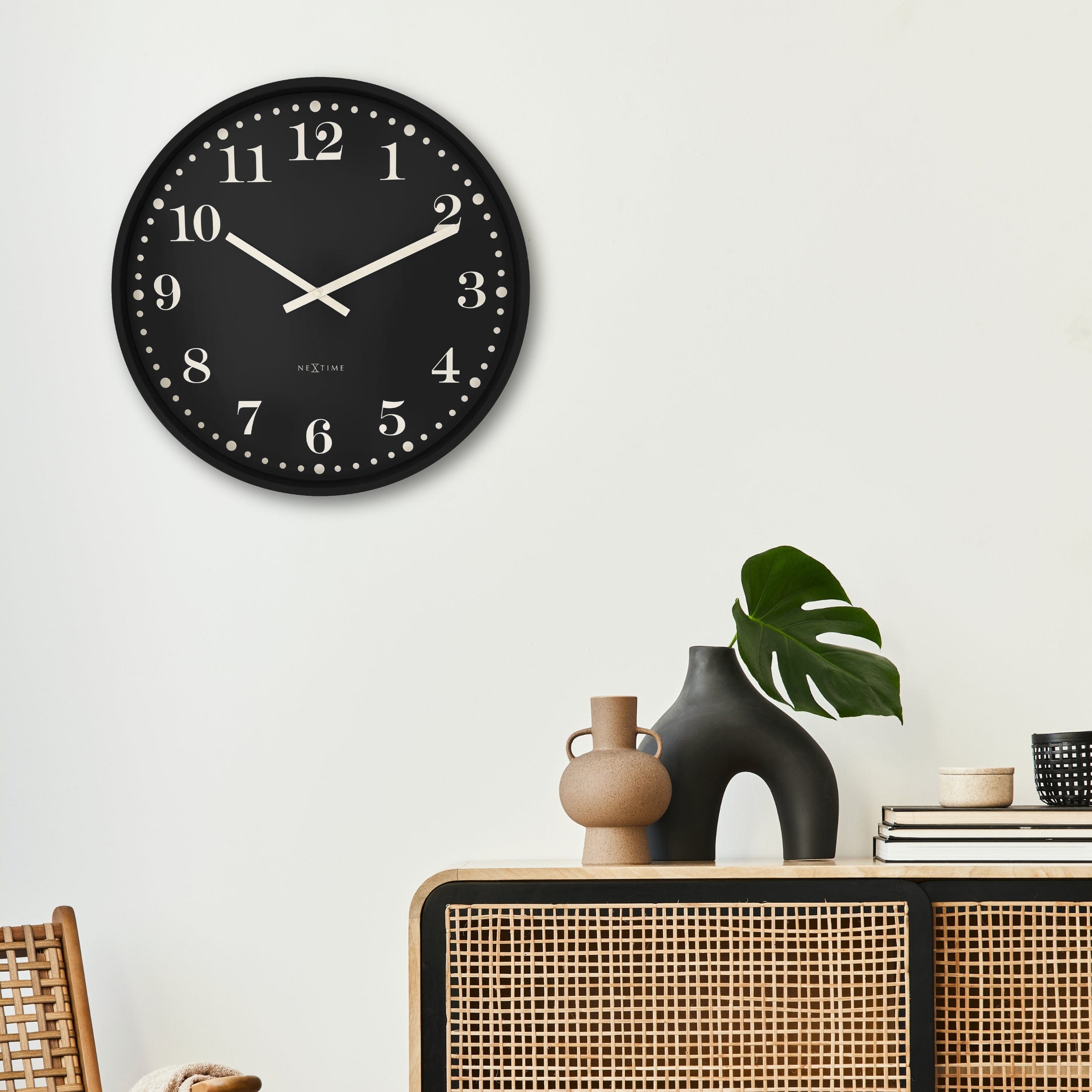 NeXtime - Wandklok 50cm - Stil - Zwart - Plastic - NeXtime 'Dickens