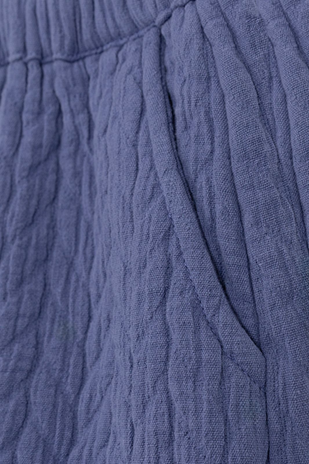Donkerblauwe rok met structuur