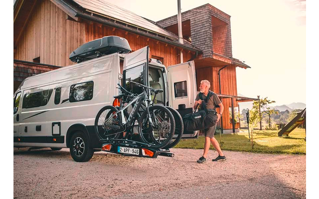 Thule Anhängerkupplung VeloSwing für die Verwendung von Kupplungs-Fahrradträgern für 2 Fahrräder, E-Bike geeignet
