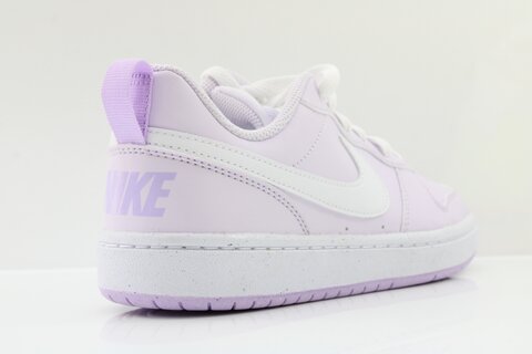 Nike Sneaker