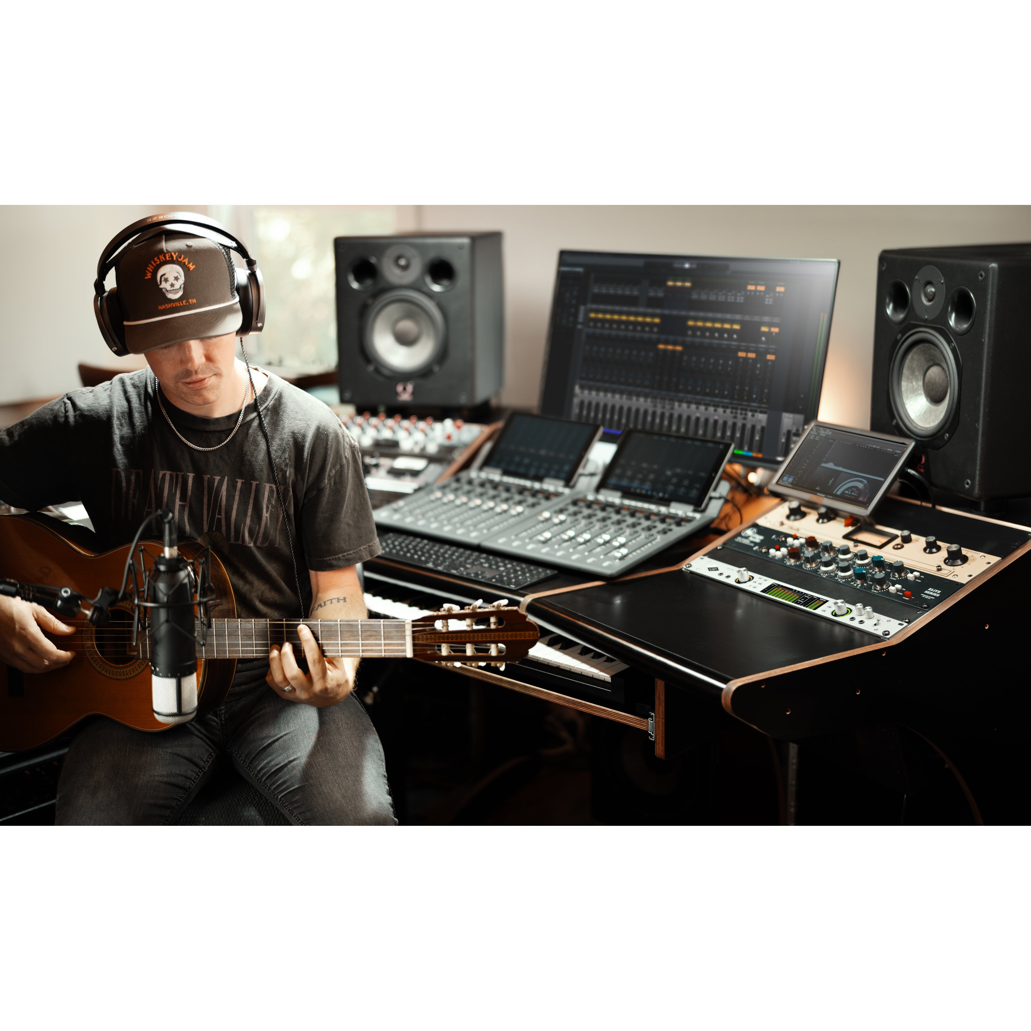Universal Audio Apollo x8p Gen 2 Essentials+ Edition