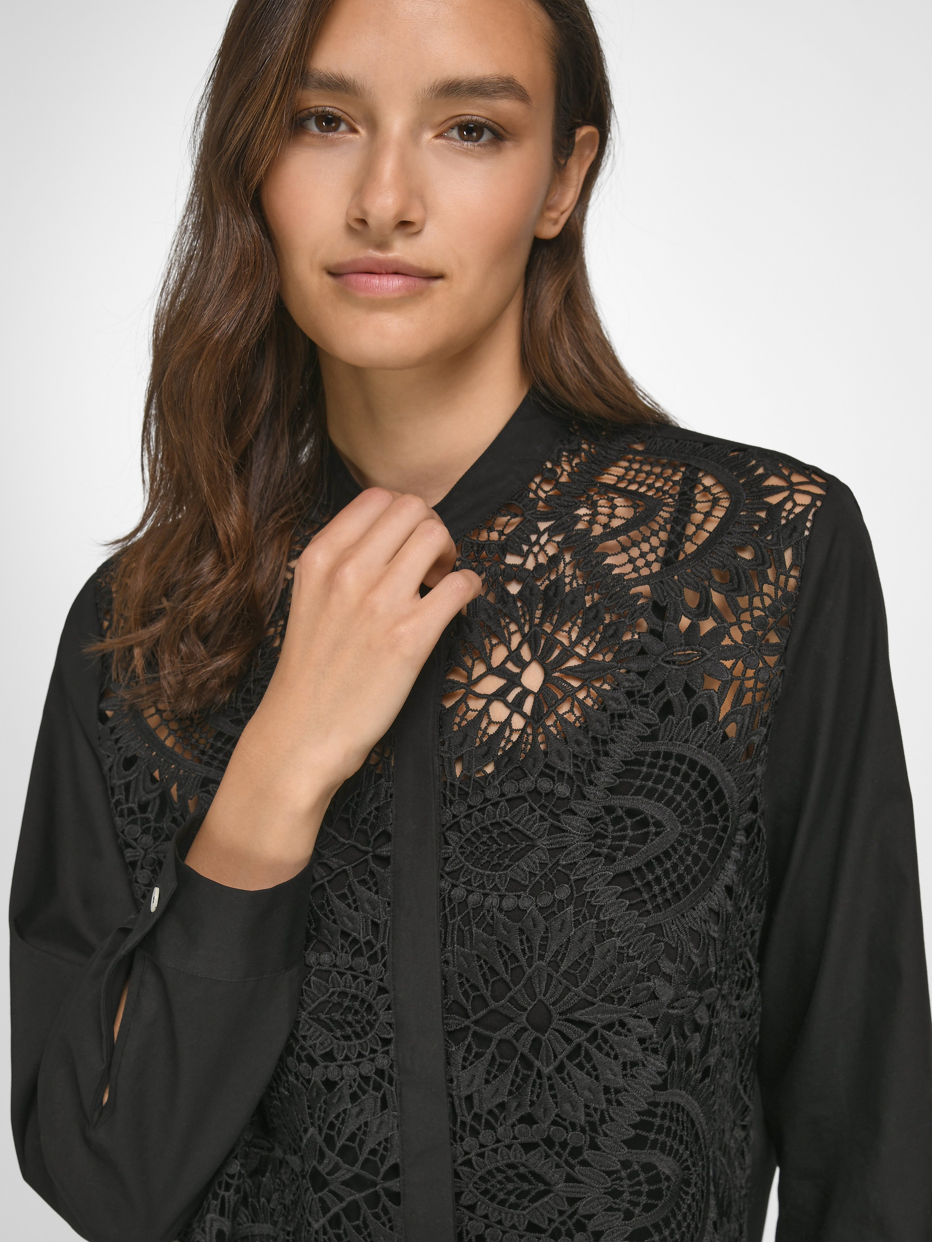 Long-Bluse mit Stehkragen