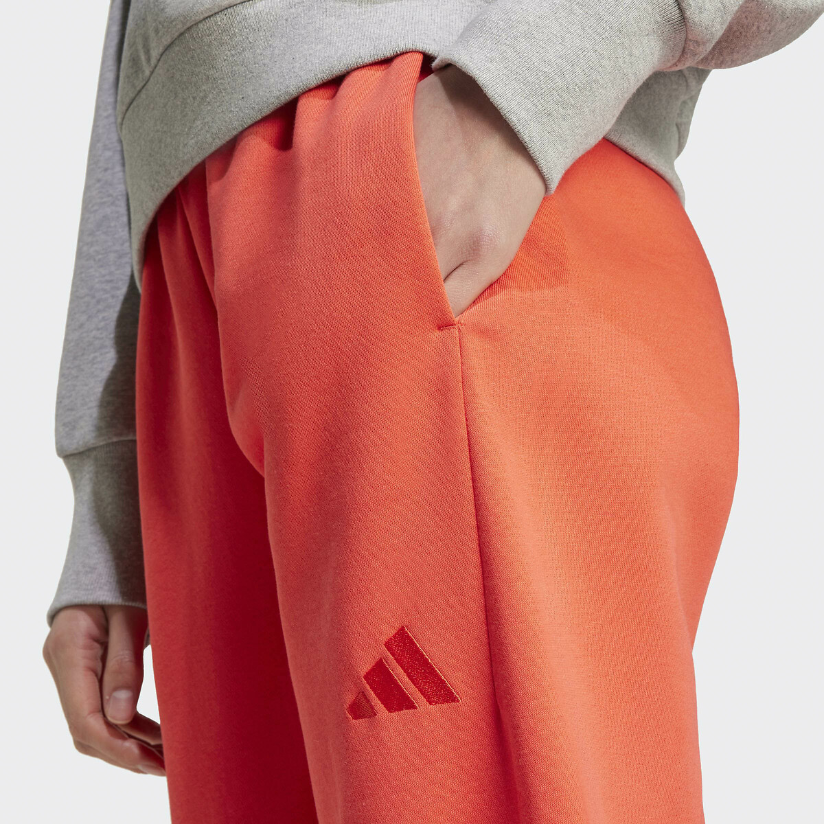 ADIDAS ROUPAS ESPORTIVAS<br>Calça de corrida larga com estampa para todas as estações