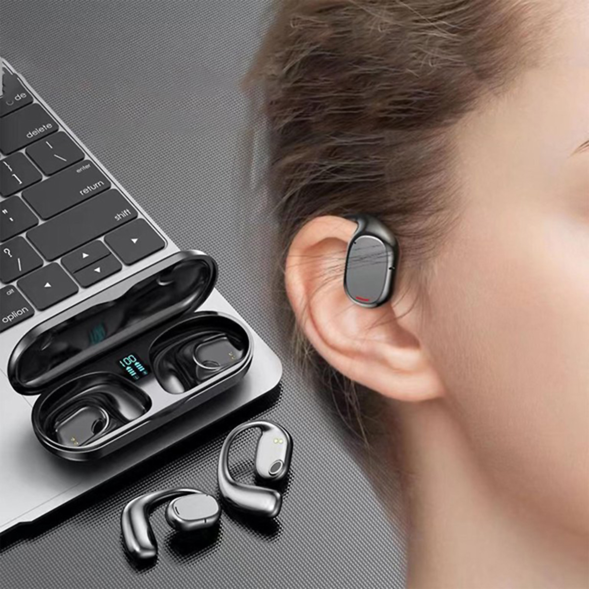 Fones de ouvido Klack Bluetooth 5.3 com condução óssea e estojo de carregamento.