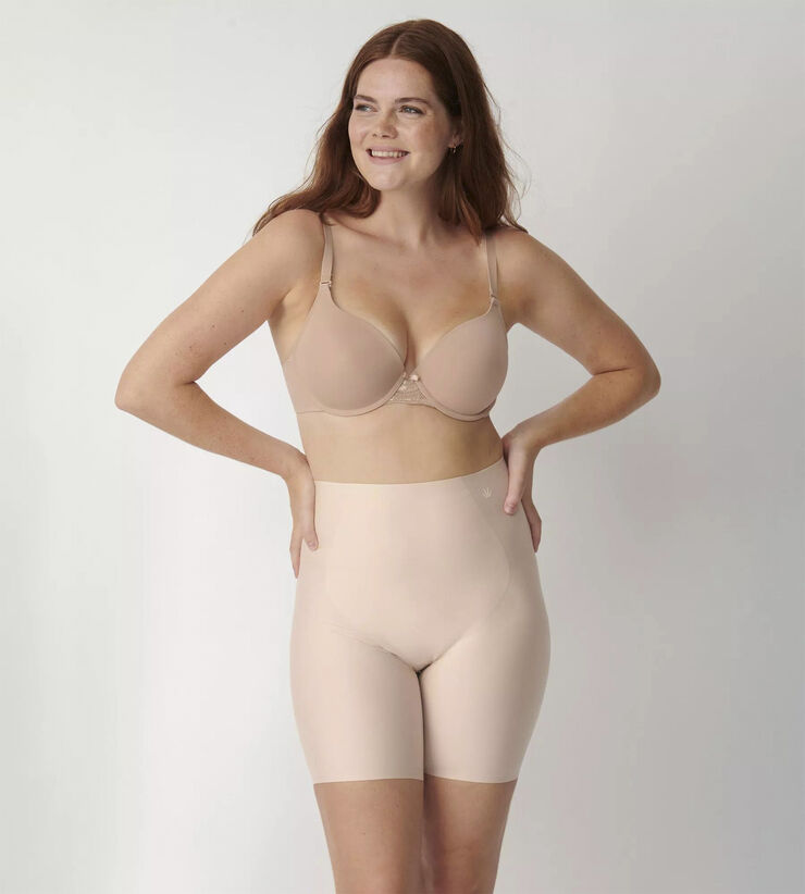 Triumph Medium Shaping Series Panty L Nude beige