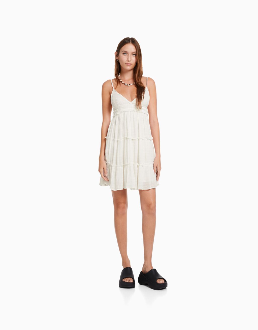 Mini vestido com alças franzidas