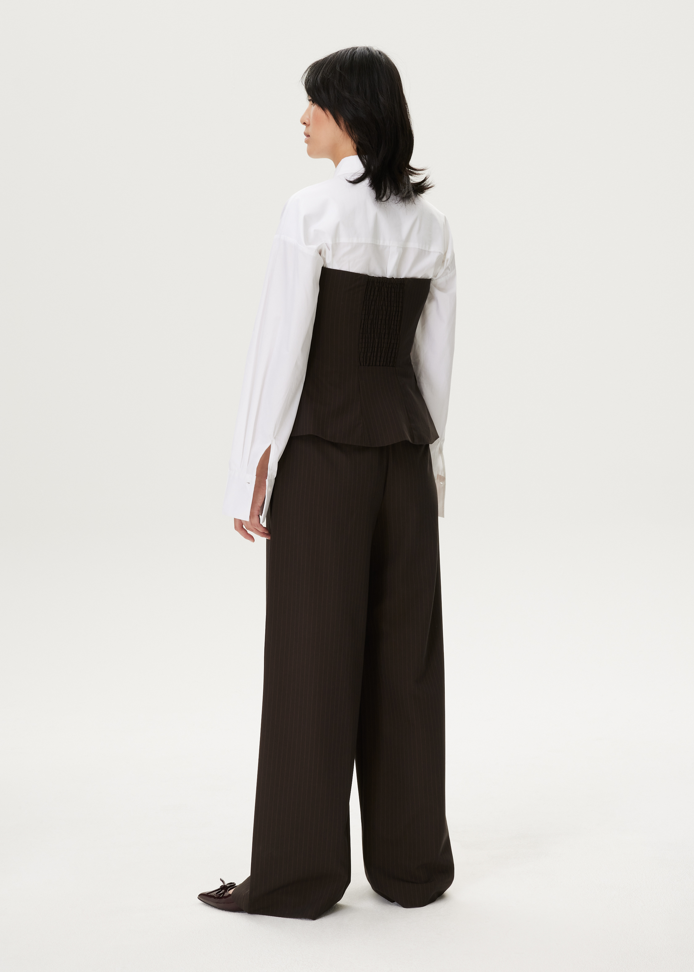 Strapless gilet