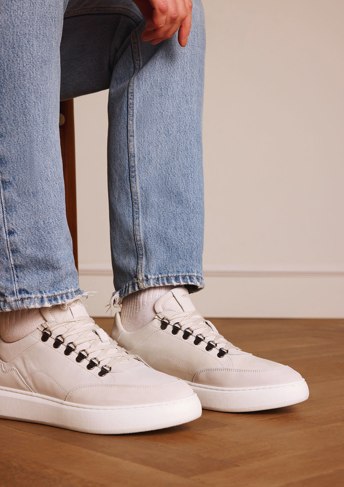 Witte nubuck sneakers