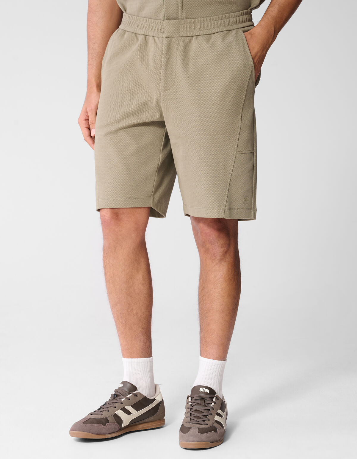 Relaxed Fit Short Khaki