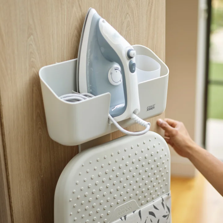 Joseph Joseph - IronHub Bügeleisen Halter, ecru