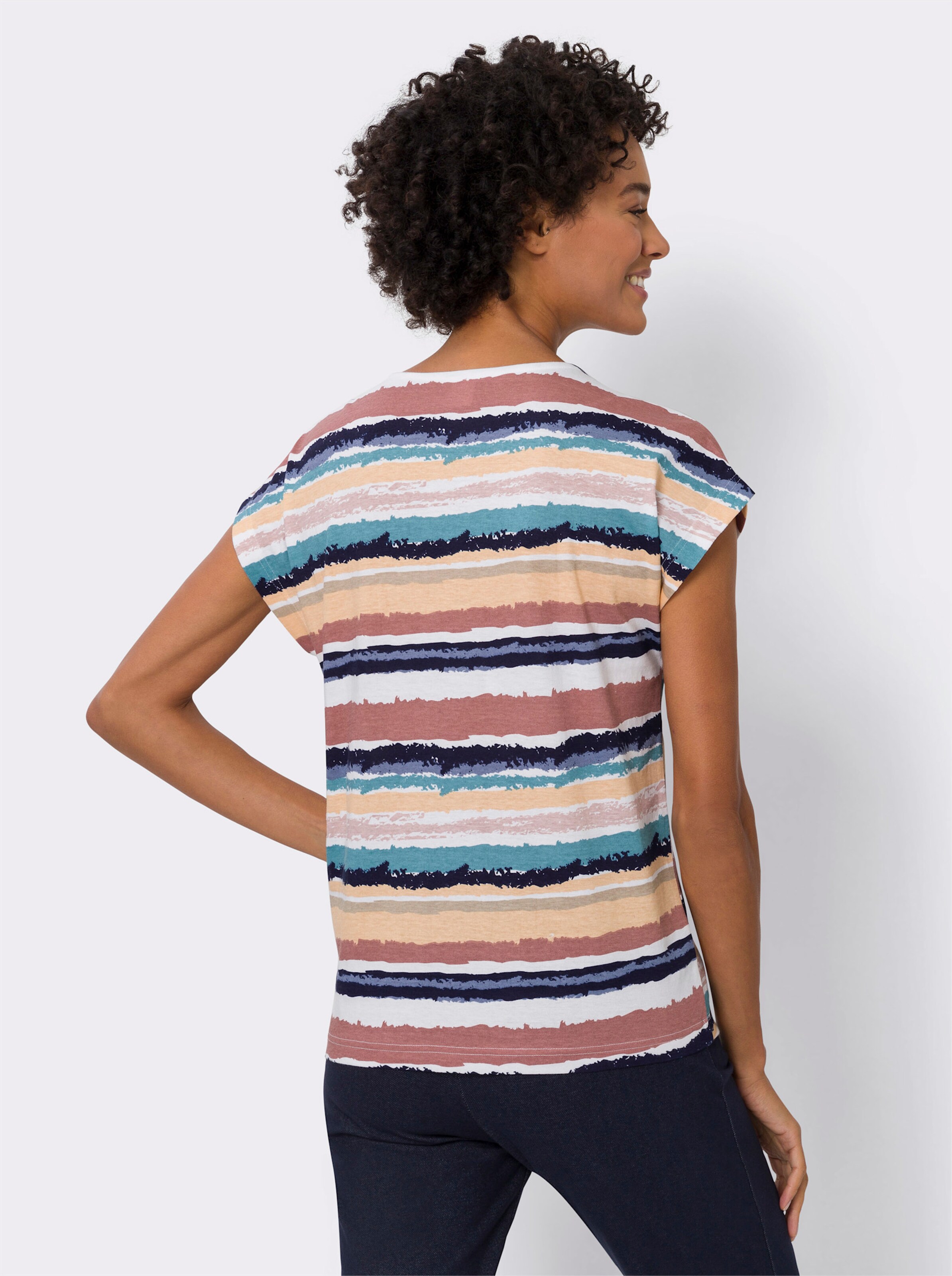 Kurzarmshirt mit überschnittenen Schultern