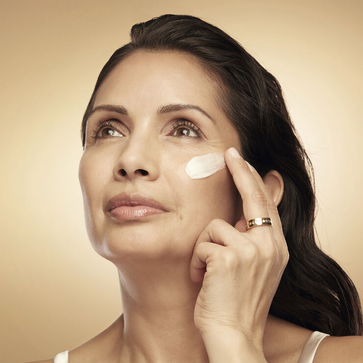 Estée Lauder Revitalizing Supreme  Youth Power Crème
