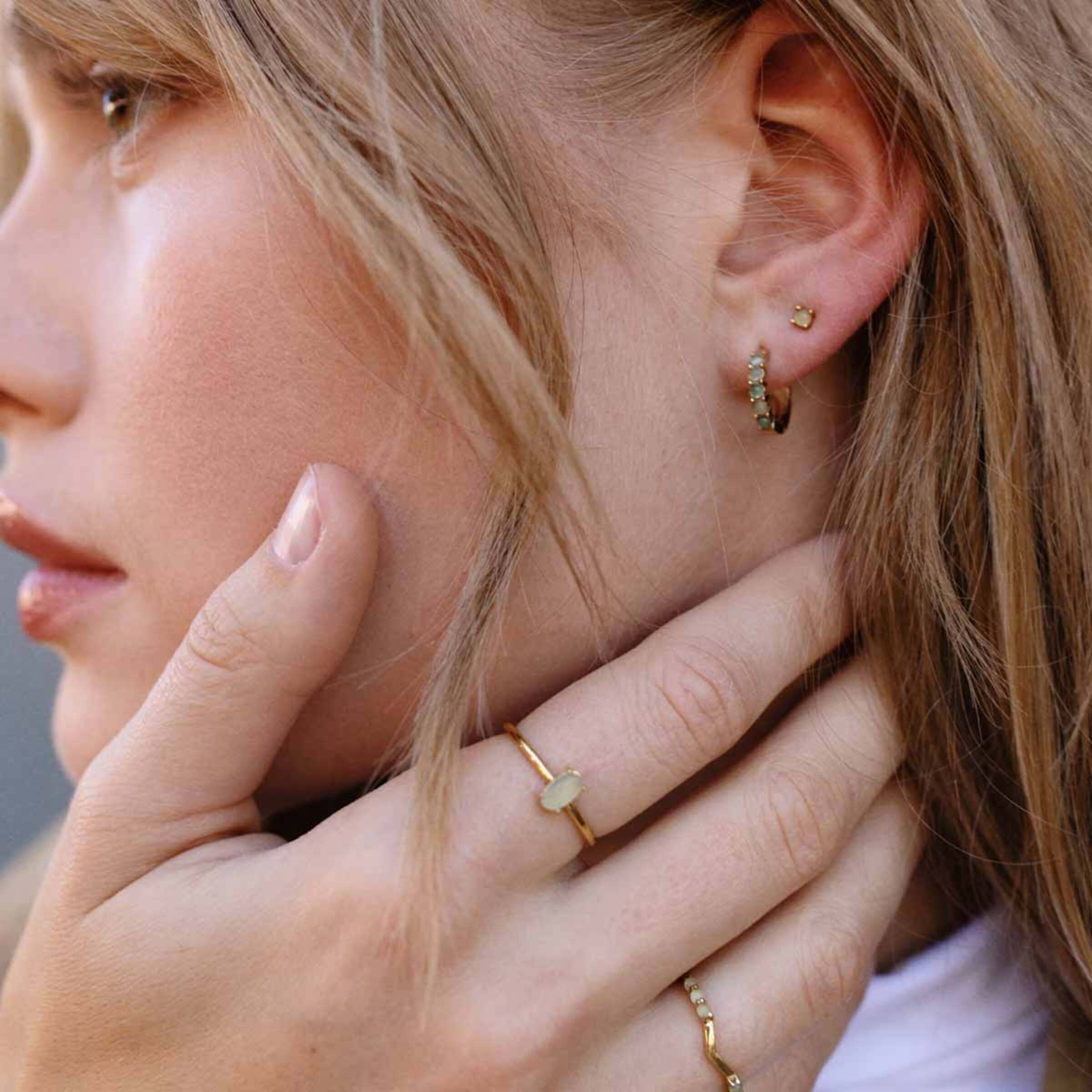 Earring Hoop Harmony Stone Gold