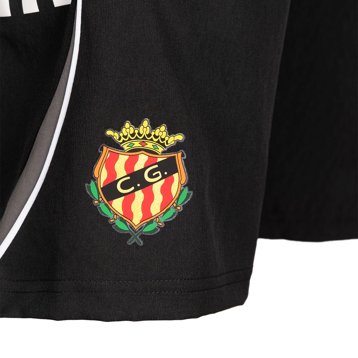 Bermudas adidas Gimnàstic de Tarragona Training/Passeio Técnicos e Passeio Jogadores e Guarda-redes 2025-2