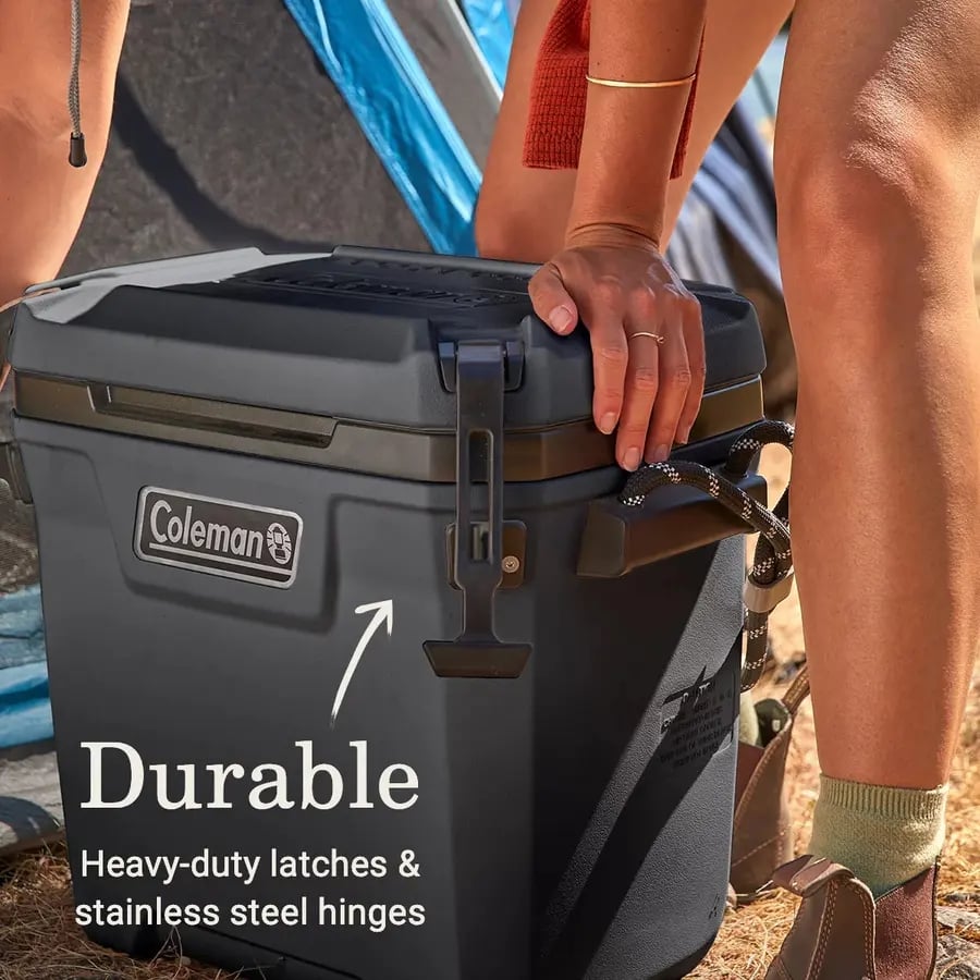 Convoy&trade; Series 28-Quart Portable Cooler