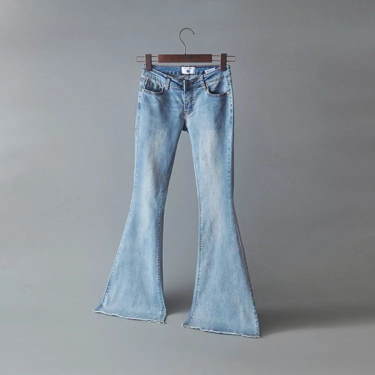 Avauntgardo - Gerafelde jeans met wijde pijpen