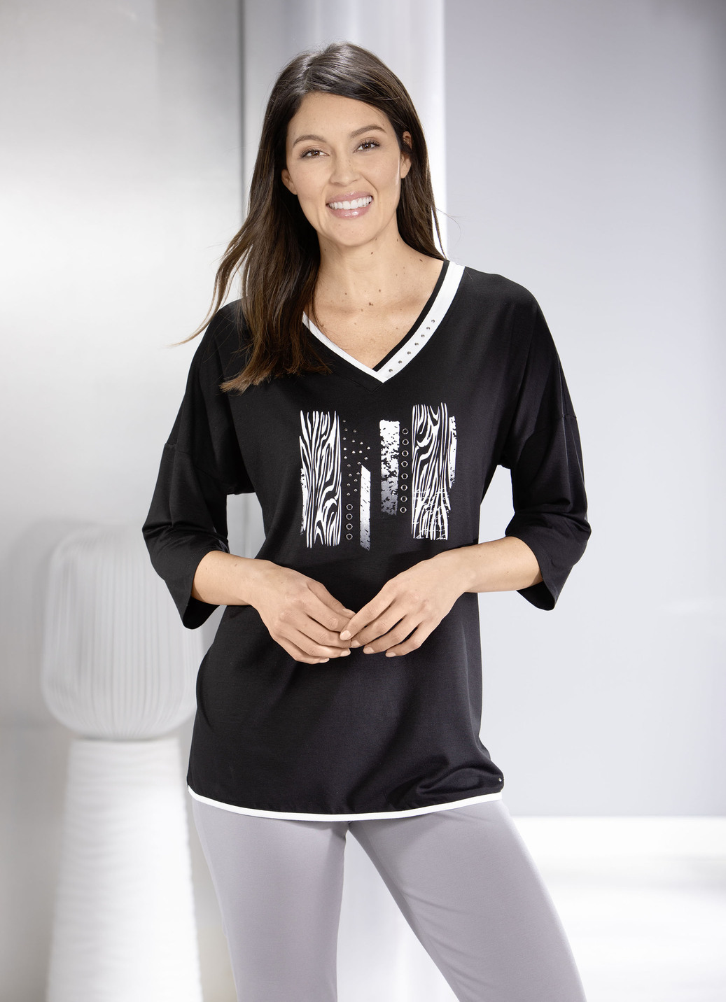 Shirt mit kontrastfarbenem Druck