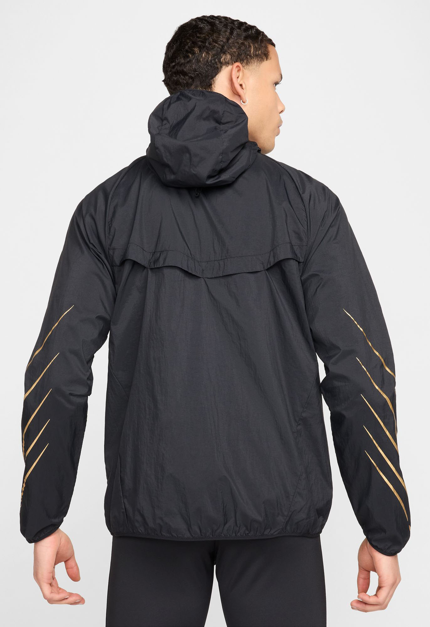 Jakob Ingebrigtsen Repel Running Jacket Herre 010/Black/Black/Metallic Gold