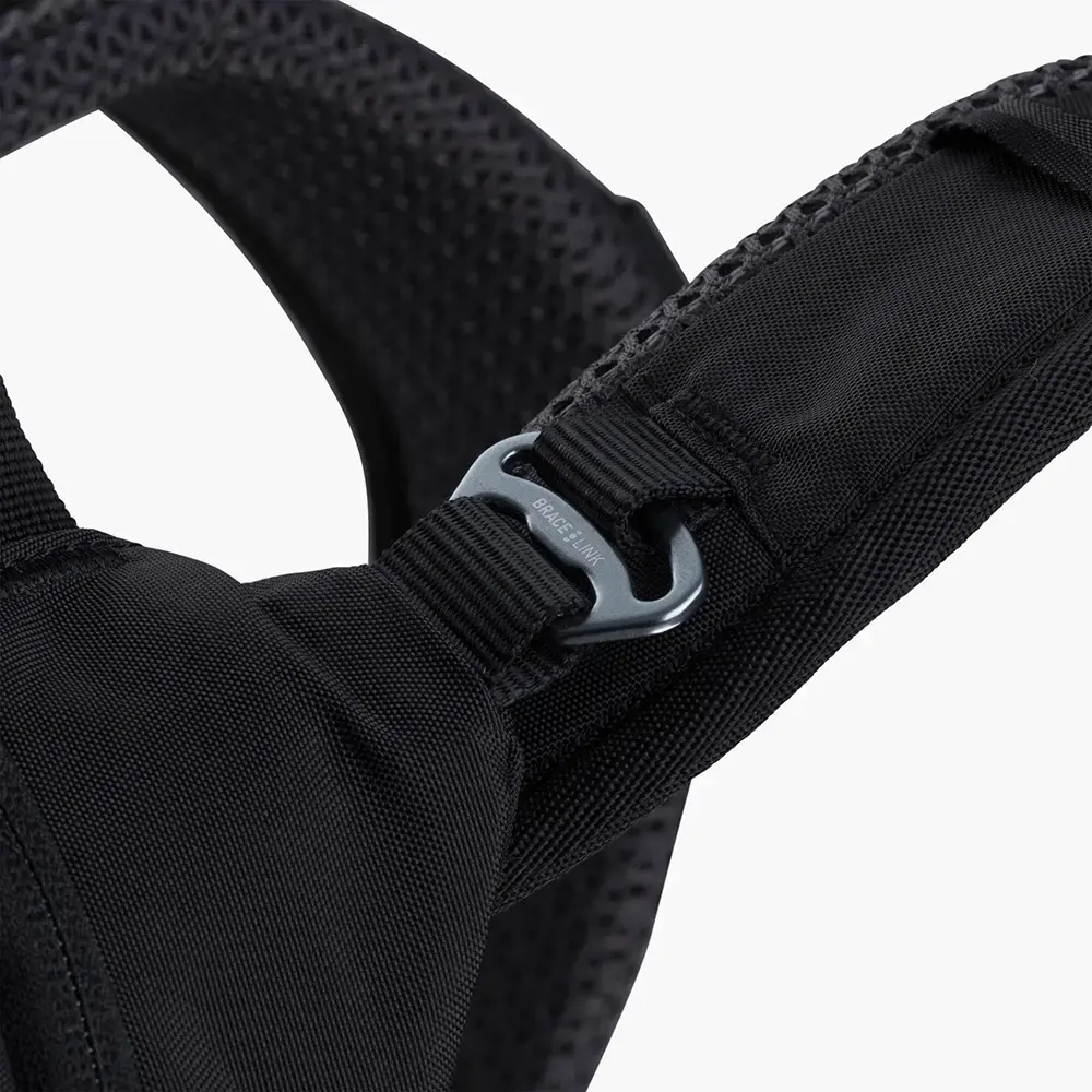 Evoc Explorer PRO 26L Dagrugzak Zwart