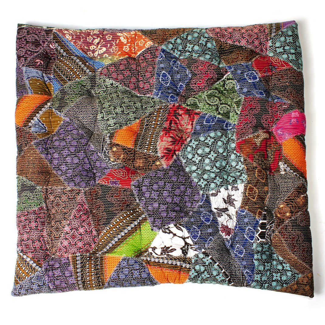 Batik-Patchwork Sitzkissen, multicolor, L 100 cm, B 100 cm, H 7 cm von fischer's lagerhaus