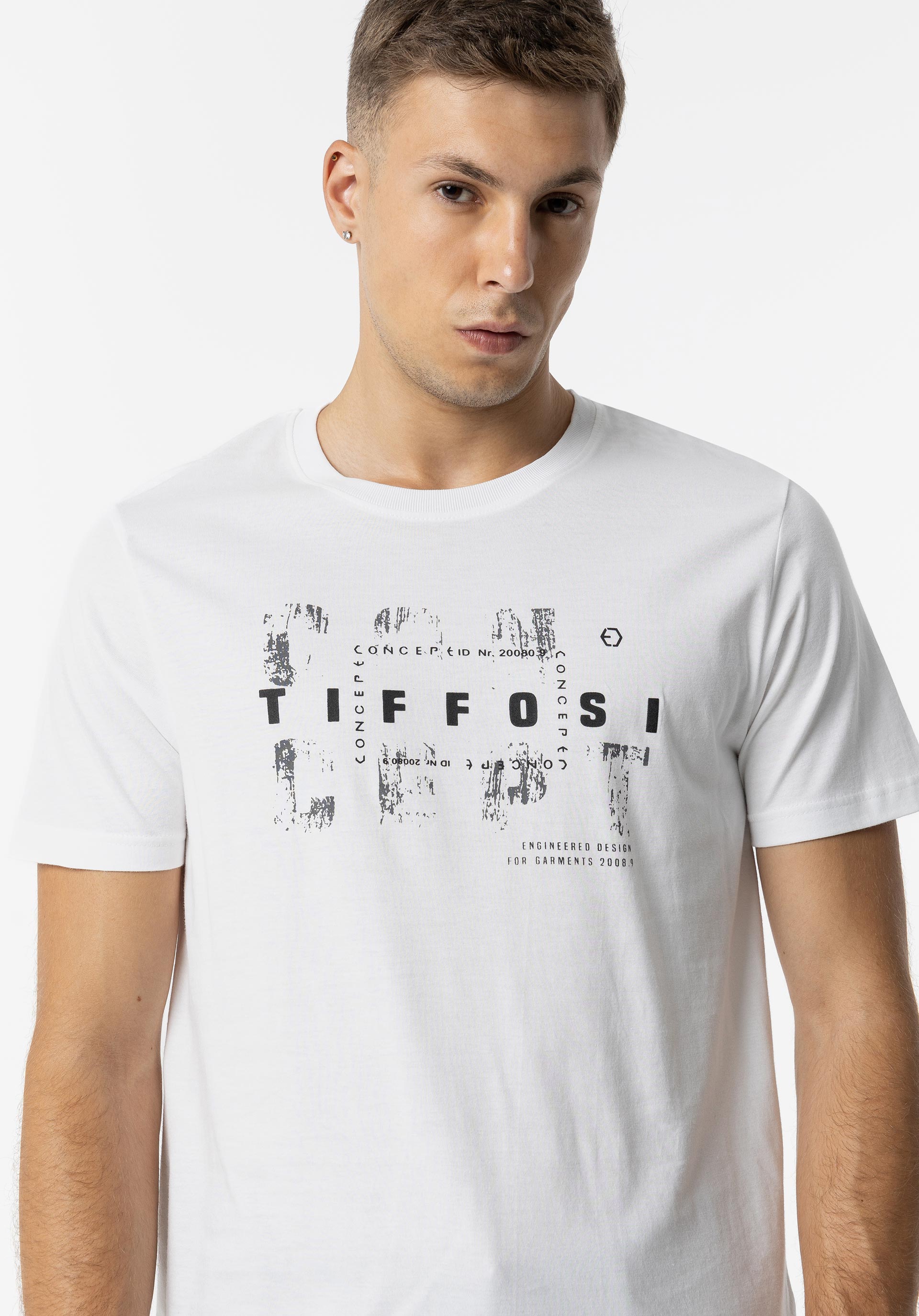 T-shirt Estampado Frontal com Relevo