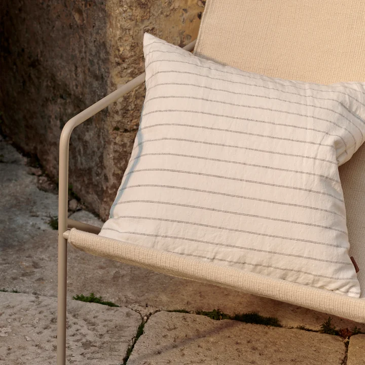 Ferm Living - Grand Kissen, 50 x 50 cm, camel / rot