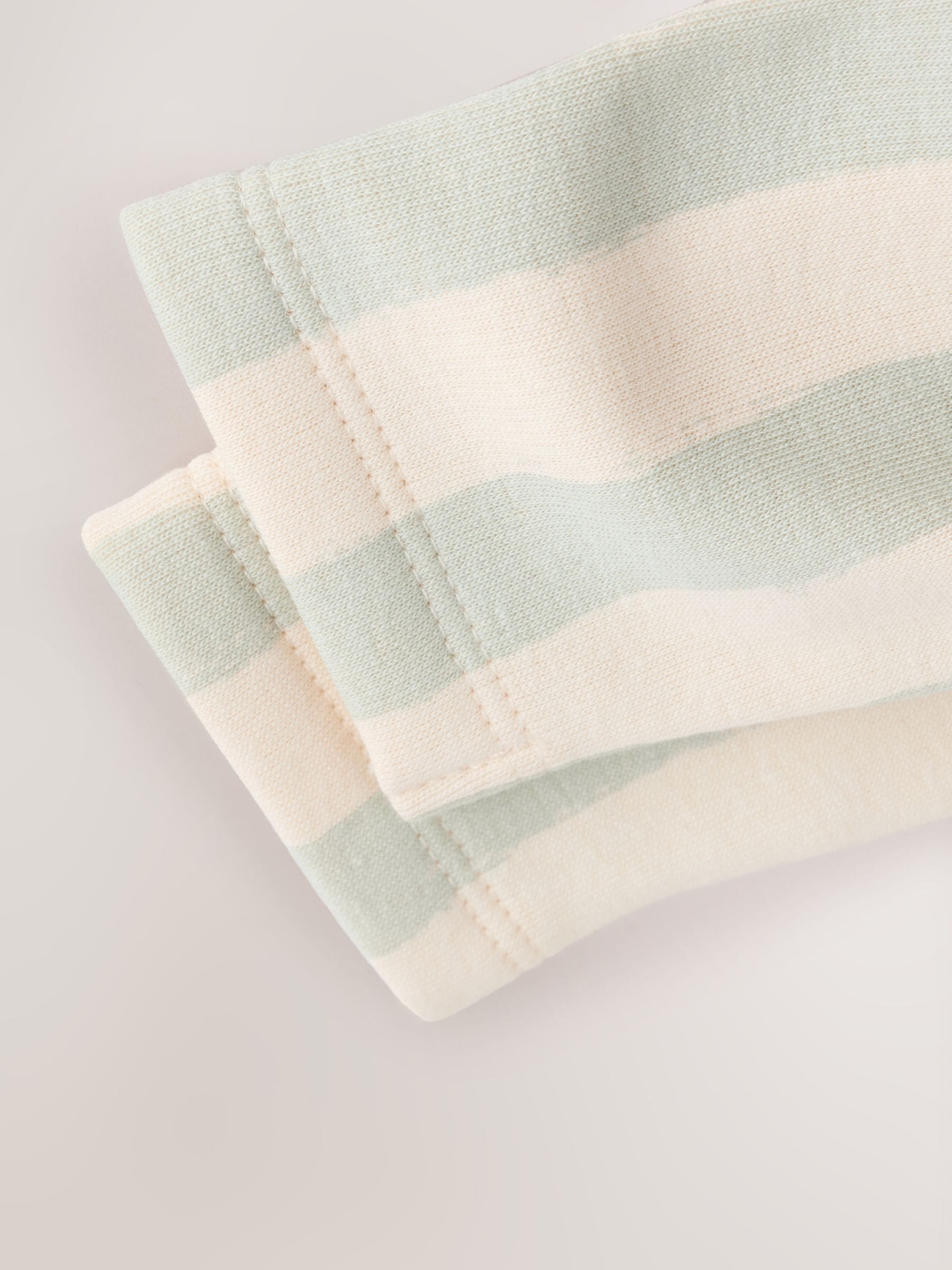Sage Green Milk Club - Babypyjama met fleecevoering