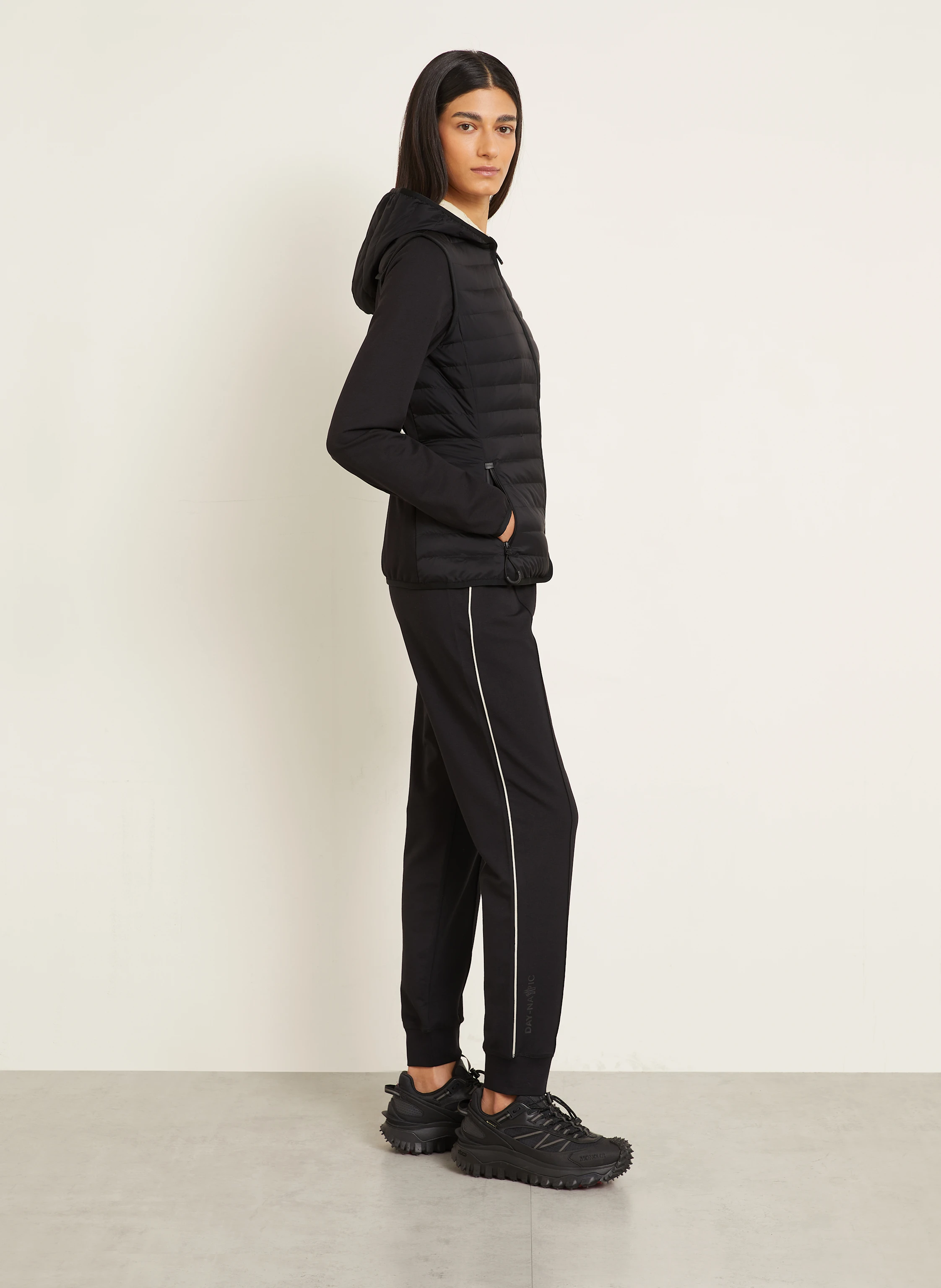 MONCLER GRENOBLE Lightweight-Daunenjacke im Materialmix