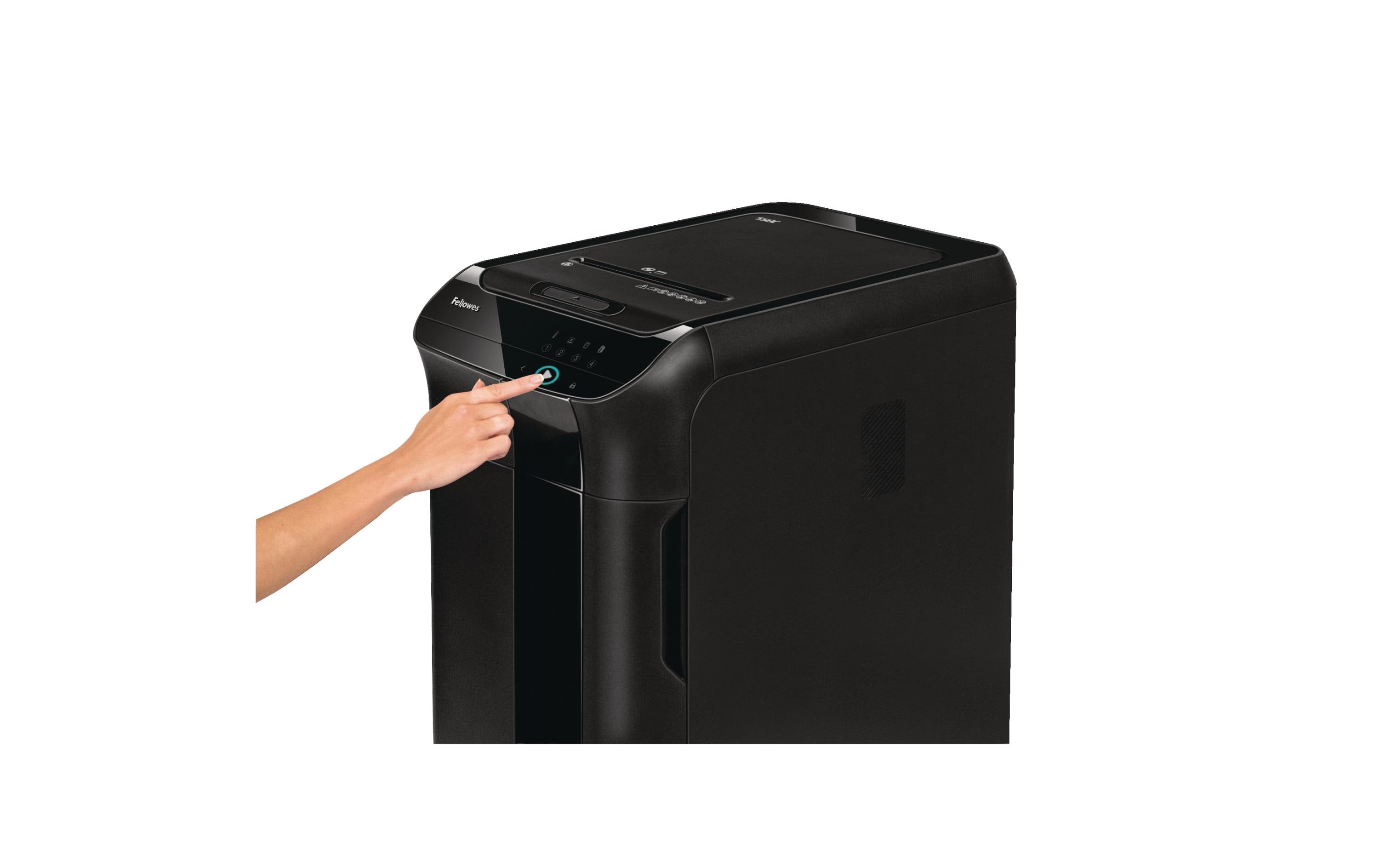 Aktenvernichter AutoMax 550C P-4, 550 Seiten<br>Leistungsstarker Aktenvernichter mit Zufuhrautomatik für das mittelgrosse Büro