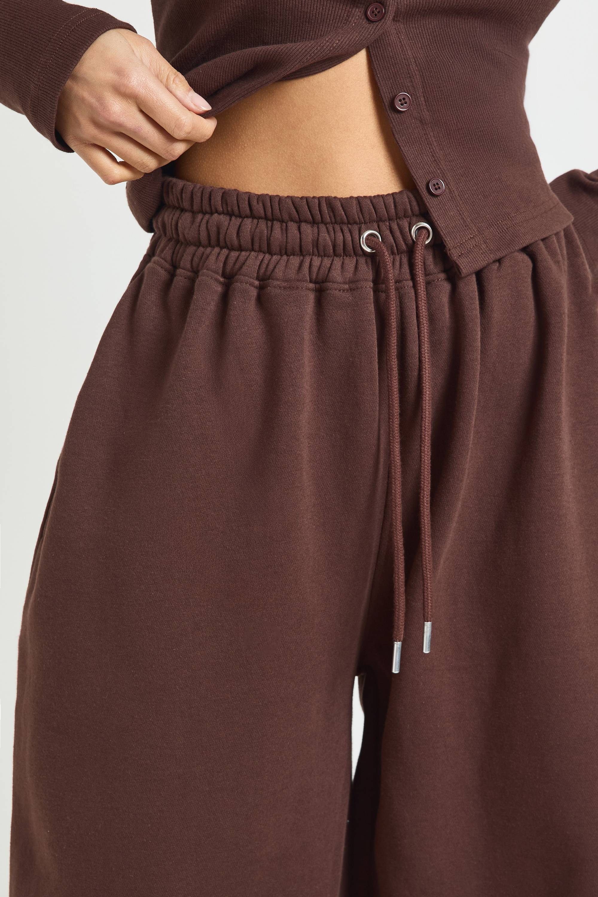 boohoo Ensemble de Jogging Petite Côtelé à Boutons Manches Longues
