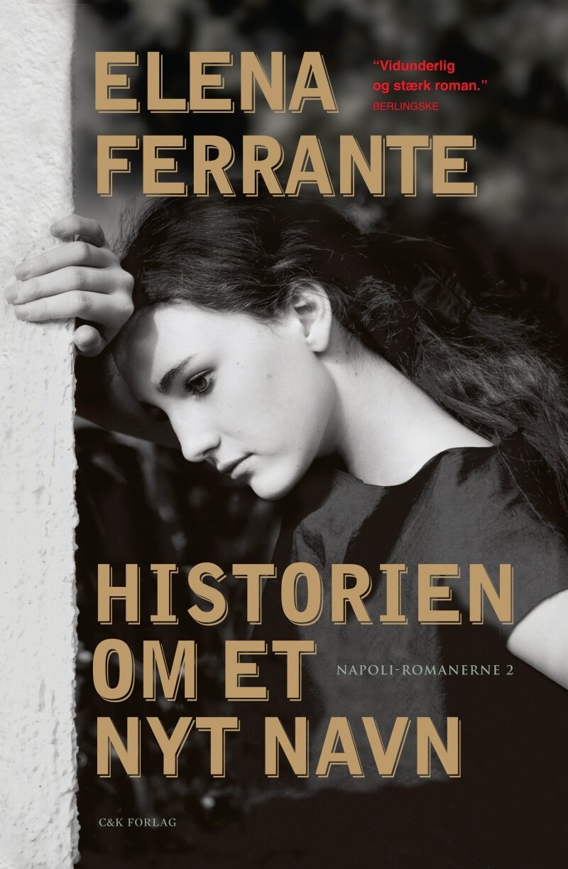 Historien Om Et Nyt Navn - Elena Ferrante - Bog
