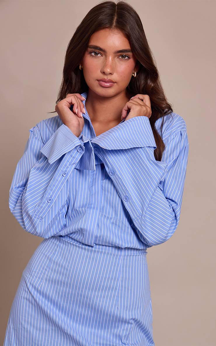 Bleu Robe Chemise Cintrée À Fines Rayures Boutonnée