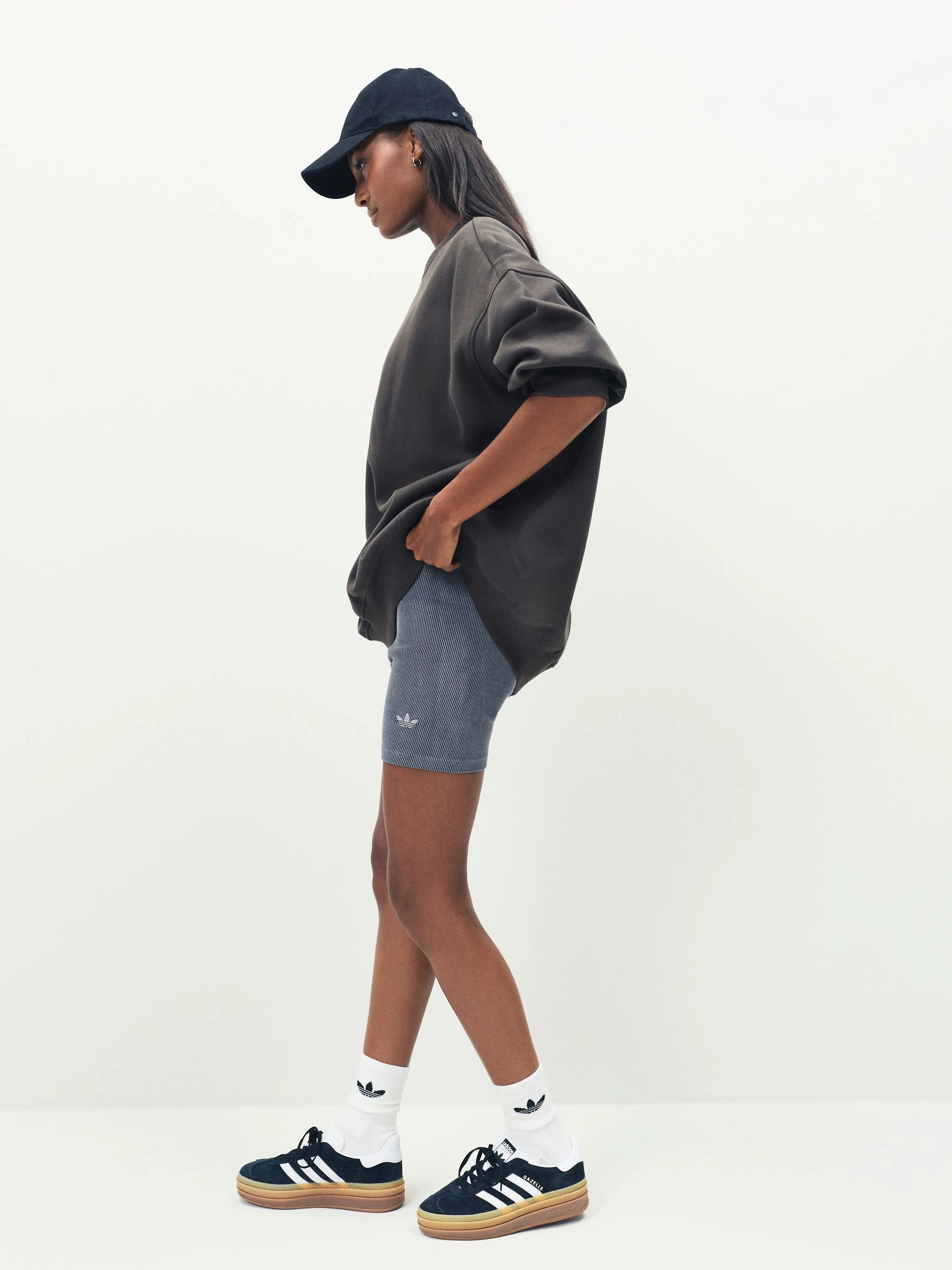 Groen - adidas Originals Essentials Linear Oversize Crew Sweatshirt