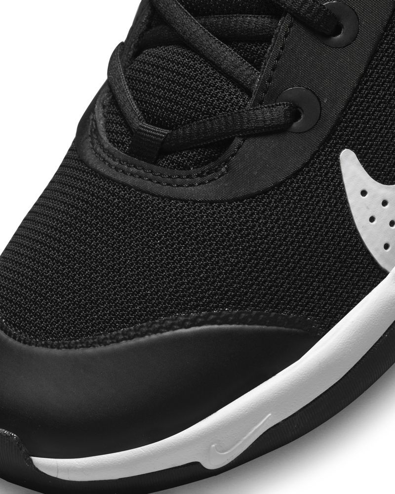 Chaussures Nike Omni Multi-Court Noir pour enfant