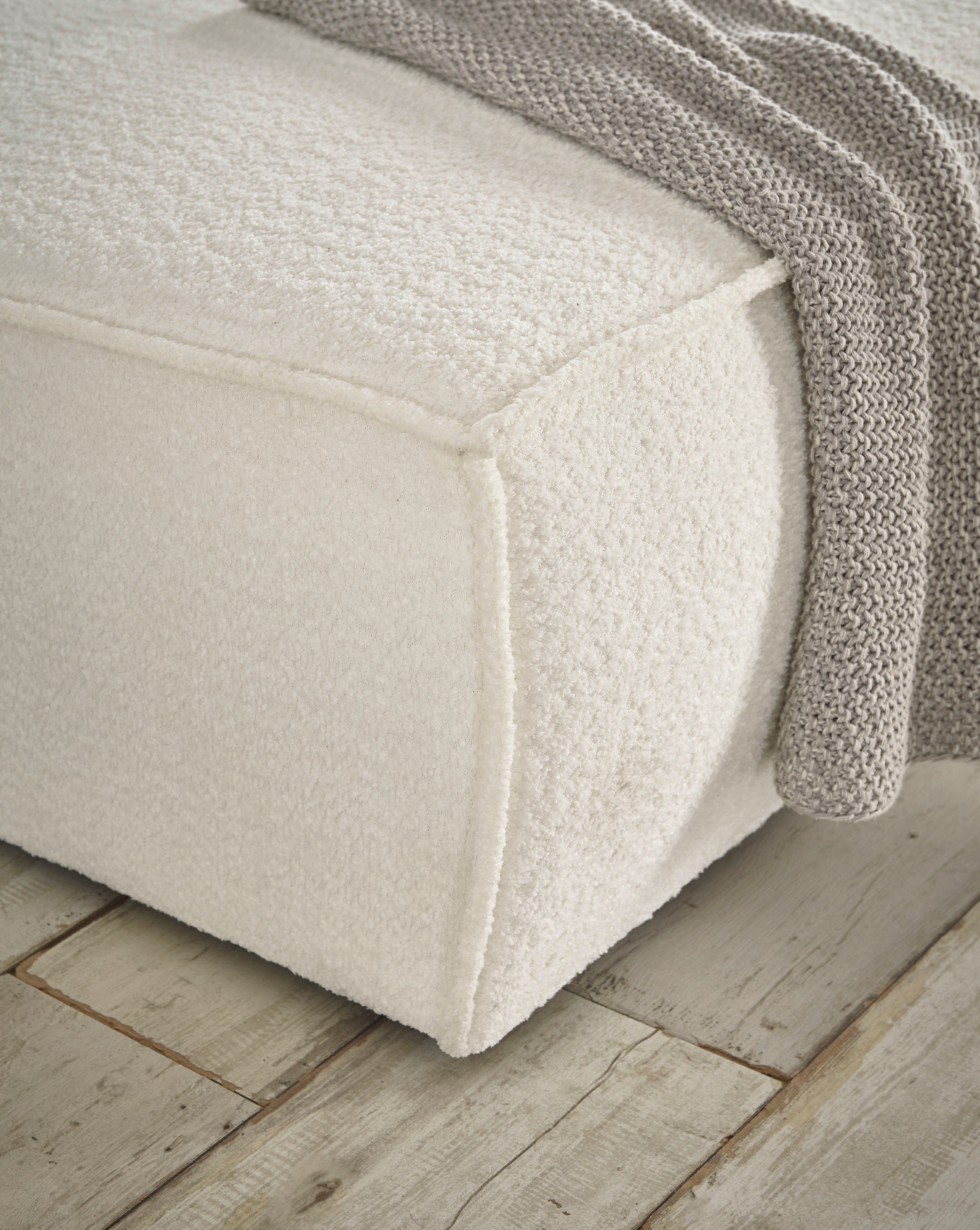 GOODproduct 3-Sitzer »FINNLEY, Schlafsofa 257 cm, Couch mit Schlaffunktion & Bettkasten« verfügbar in den Stoffqualitäten Bouclé, Struktur fein und Mega Cord