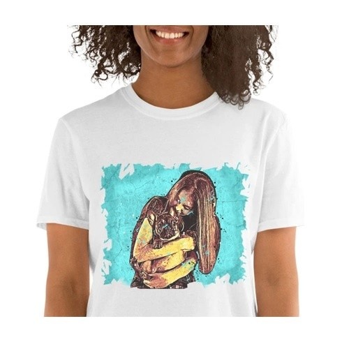 Camiseta feminina personalizada Mascochula com grafite apresentando seu animal de estimação, branca