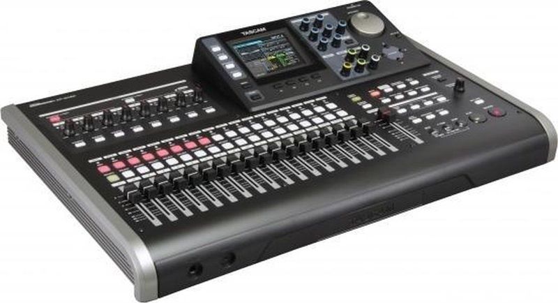 Tascam - DP-24SD - Mobiele Recorder - 8 Sporen - XLR/jack-ingangen