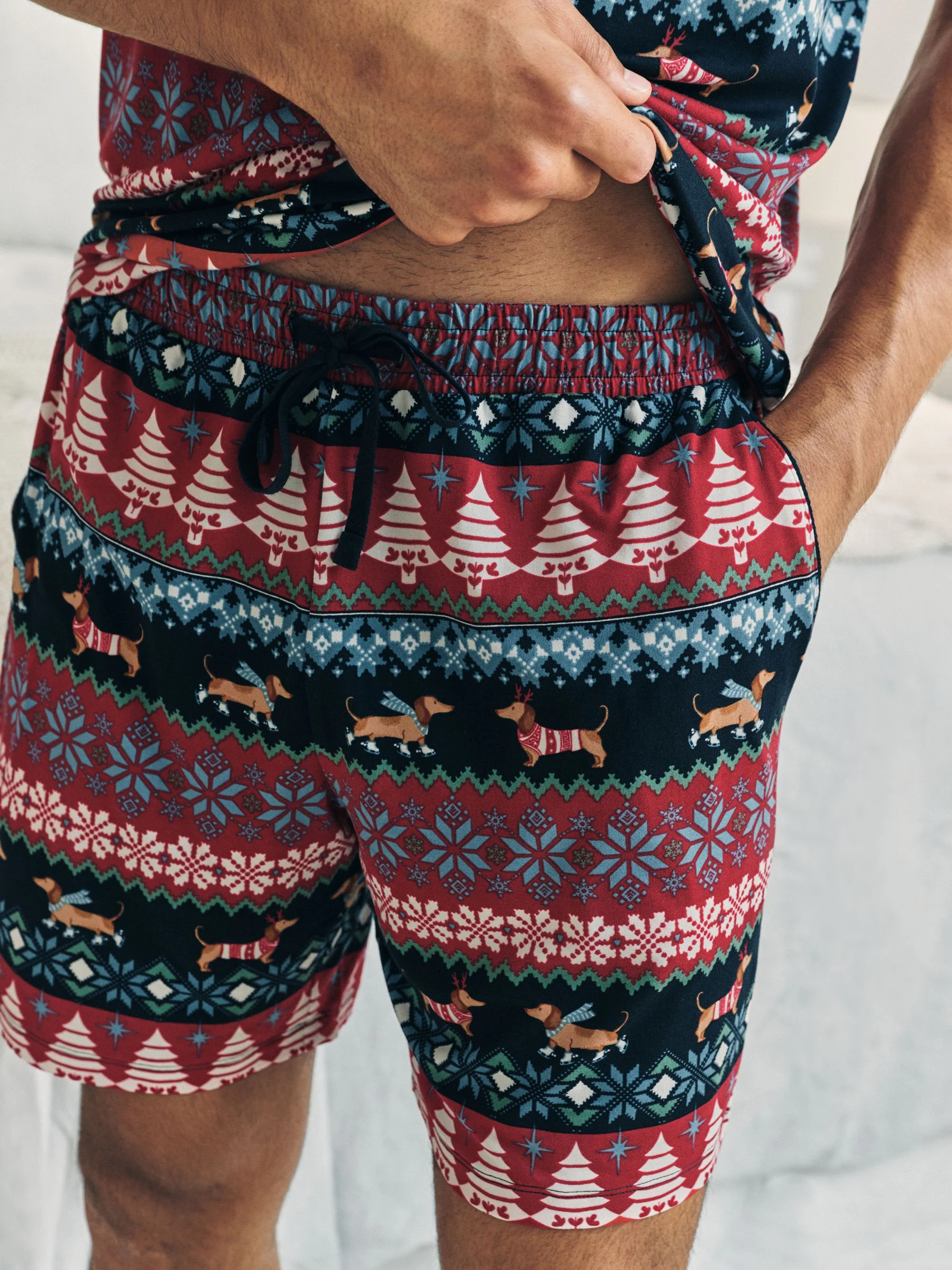 Chelsea Peers Kerstmis Fair Isle-print korte pyjamaset met hond