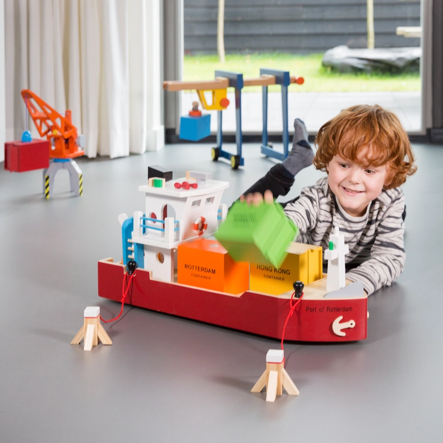 New Classic Toys Containerschiff